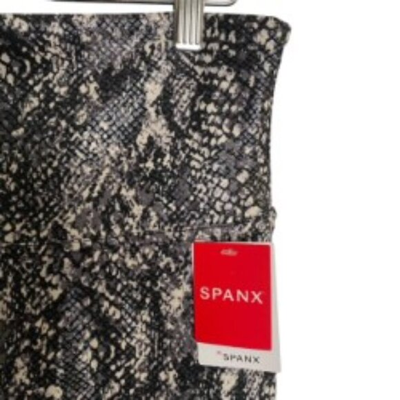 NWT Spanx Faux Leather Snake Shine Leggings Large - Picture 5 of 6
